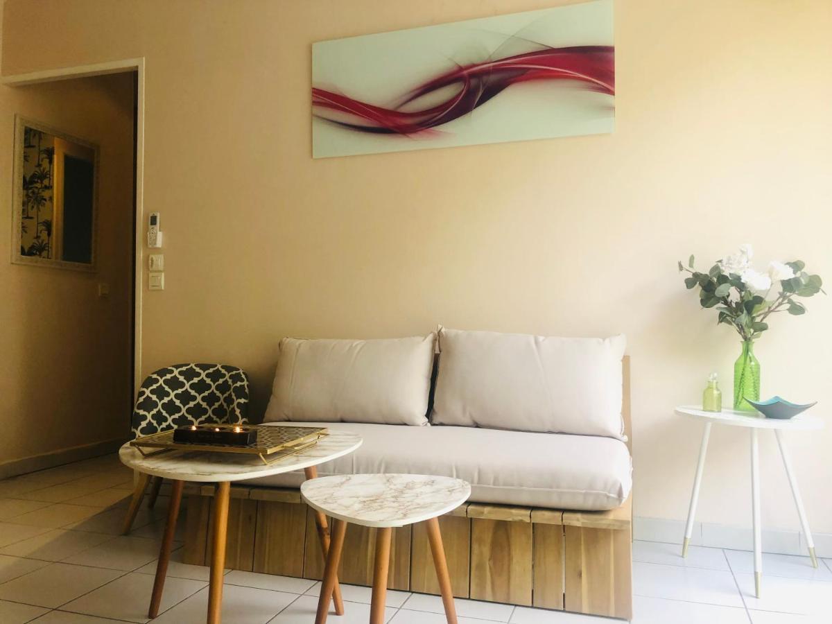 Mon Appart Avec Terrasse Et Piscine Rocabruna Exterior foto